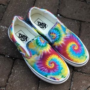TYE DYE VANS BRAND NEW WORN ONCE PERFECTLY CLEAN